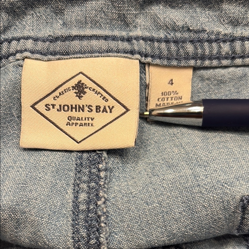 St. John's Bay Blue Jean Cargo Shorts Relaxed Fit - Picture 2 of 8